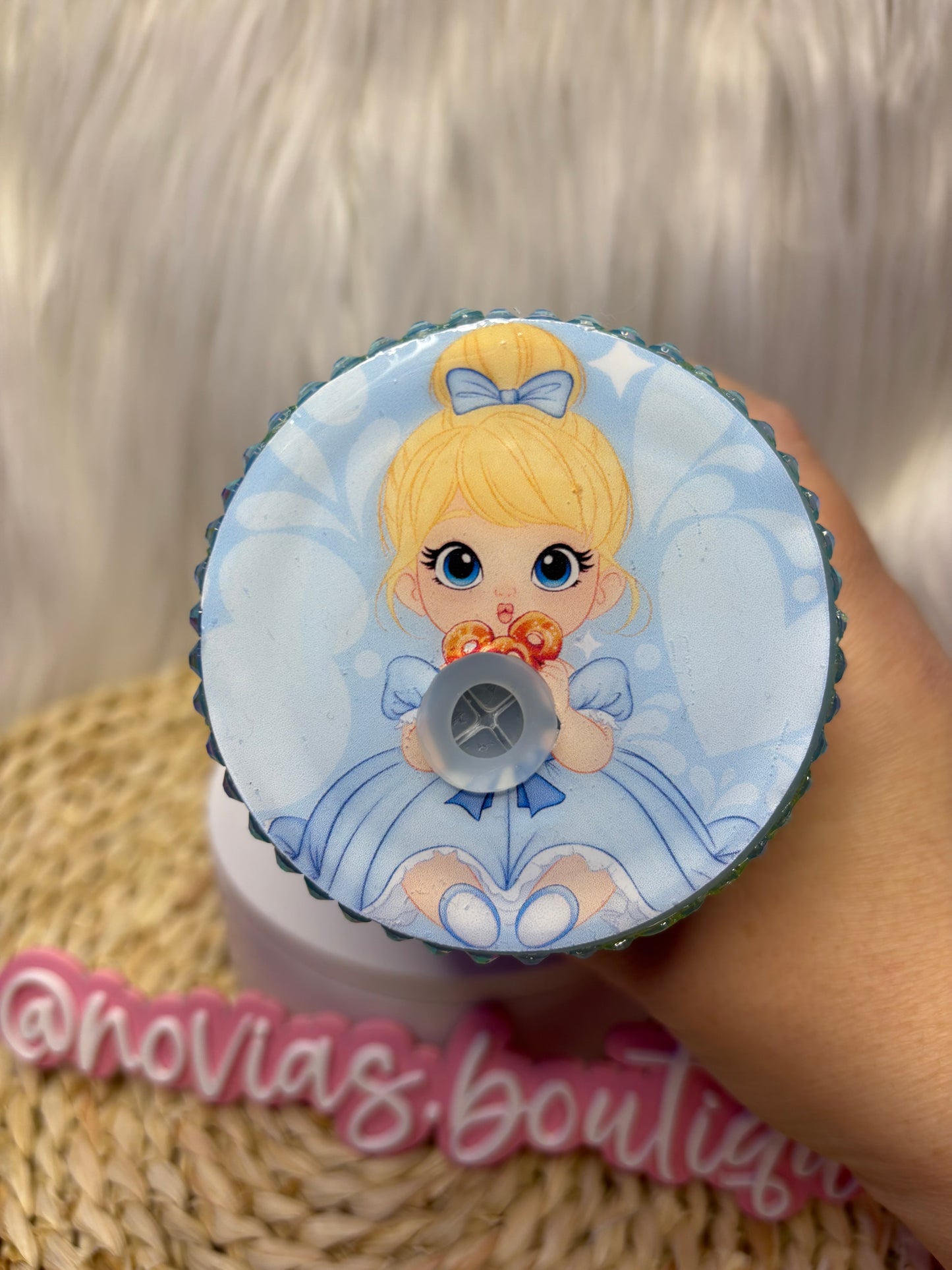 Cinderella Pretzel